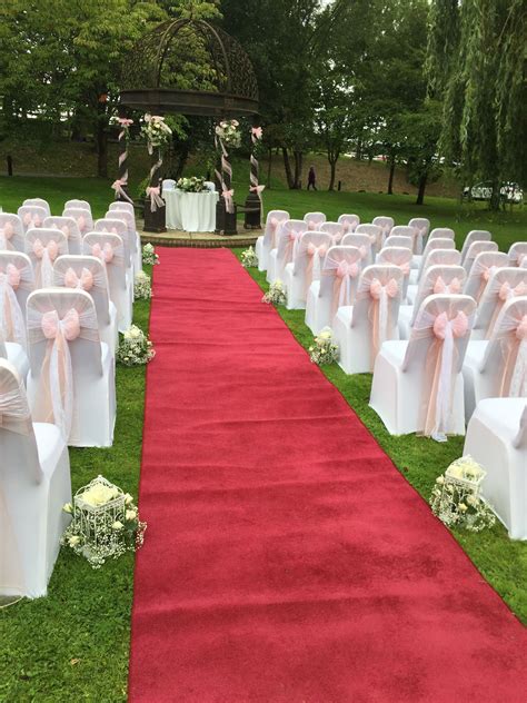 Red Carpet Wedding Services .